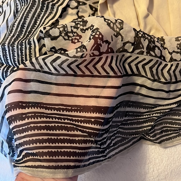 Anthropologie flowy dresses - Picture 5 of 7